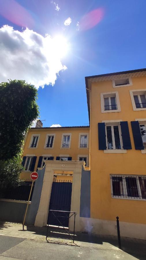 Ferienwohnung A Deux Pas Du Theatre Orange  Exterior foto